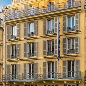 De Roubaix 2*, Paris France